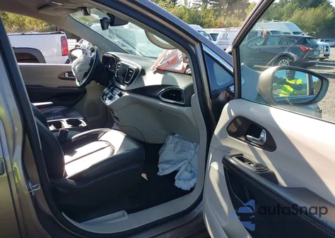 2017 Chrysler Pacifica Touring-L from USA, damaged, VIN 2C4RC1BG3HR729383